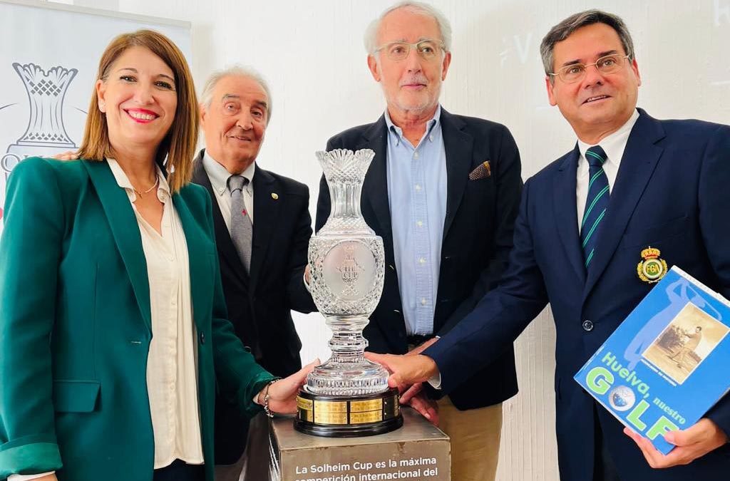 Entrega de Huelva Nuestro Golf a embajadores de la compa Solheim